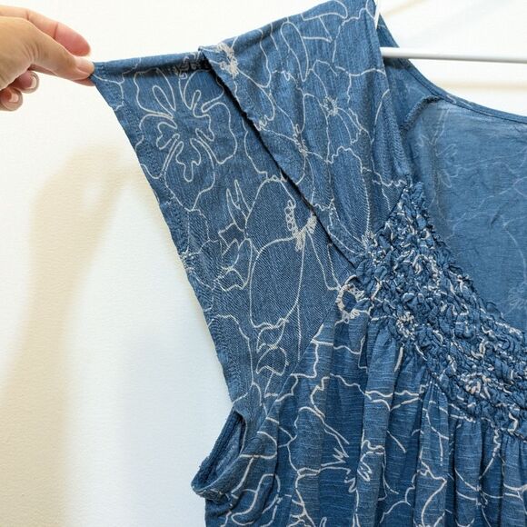 GNW Women's Plus Blue Floral Print Blouse, 100% Rayon, Women's 2X - Picture 7 of 10